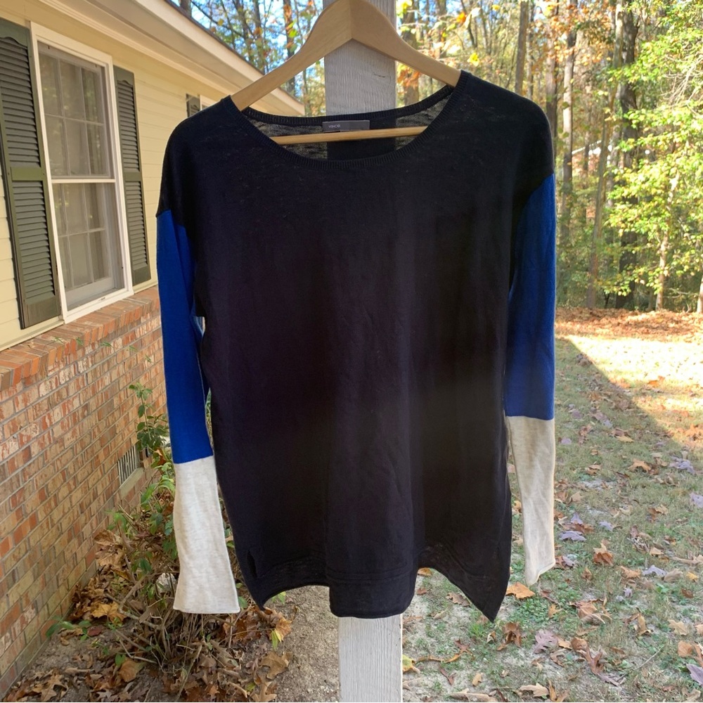 Vince Lightweight Colorblock Long Sleeve Top